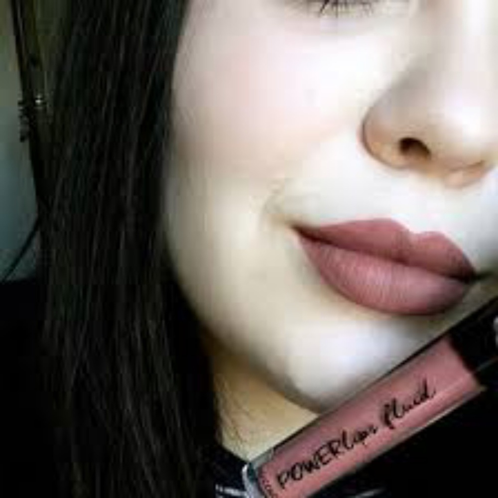 Lipstick_ persistente - Picture 2 of 3